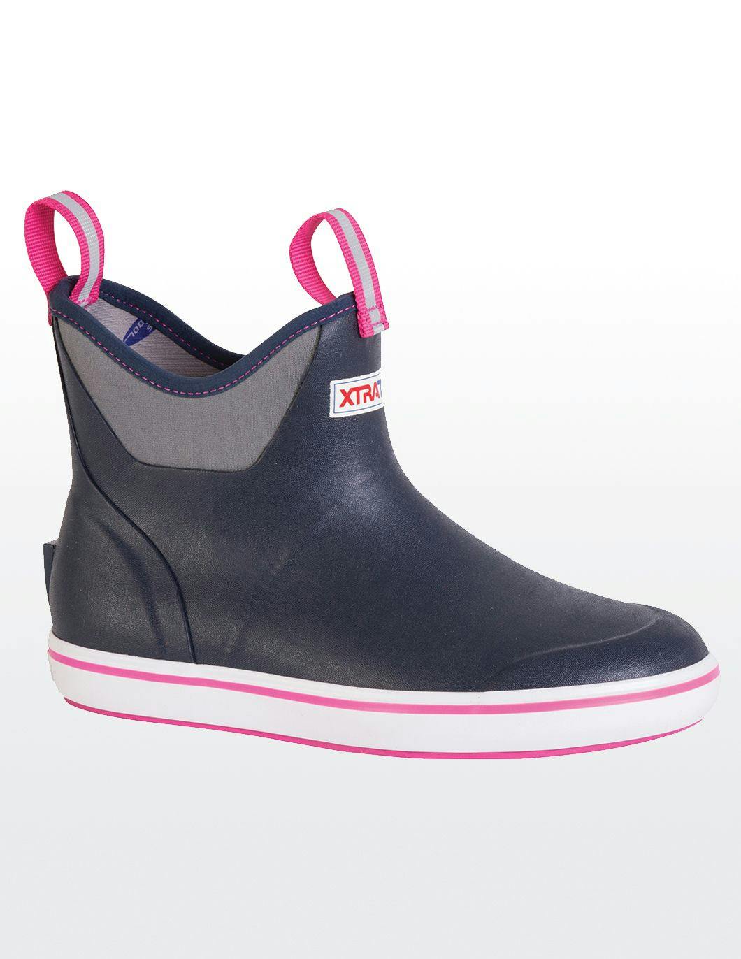  xtratuf-womens-ankle-deck-boot-navy-pink